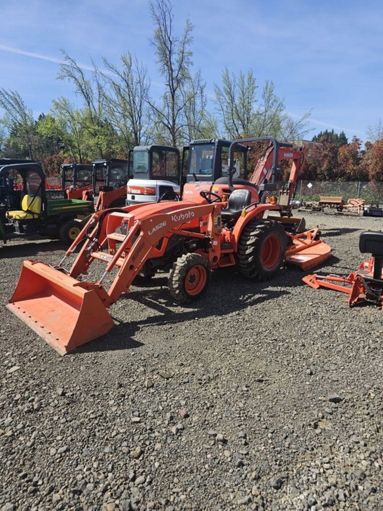 2022 Kubota L3302