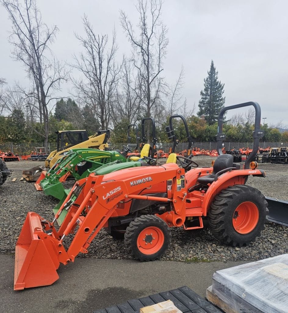 2019 Kubota L3901 4WD HST