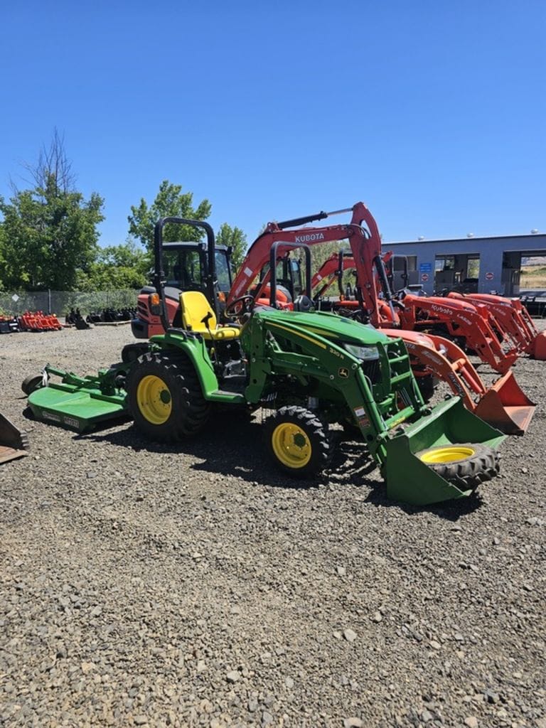 2021 John Deere 3033R
