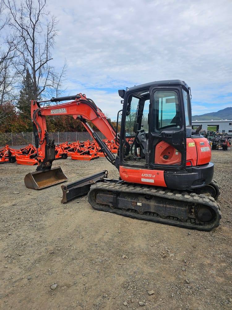 2015 KUBOTA U55-4